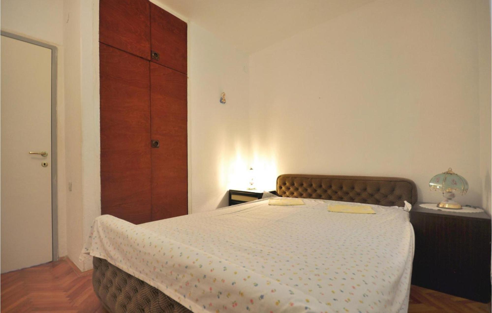 Awesome Home In Seget Vranjica With Wifi Exterior photo