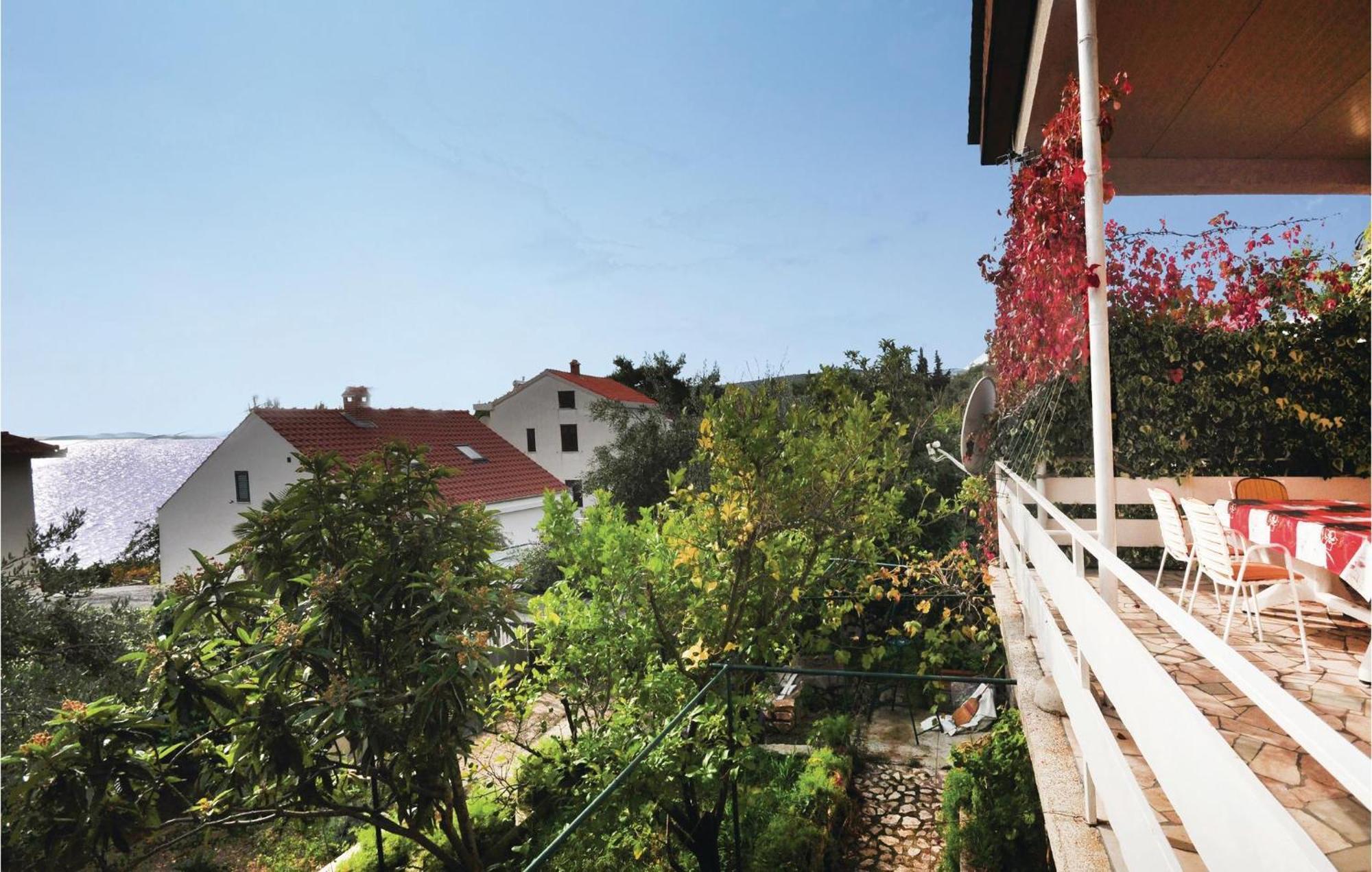 Awesome Home In Seget Vranjica With Wifi Exterior photo